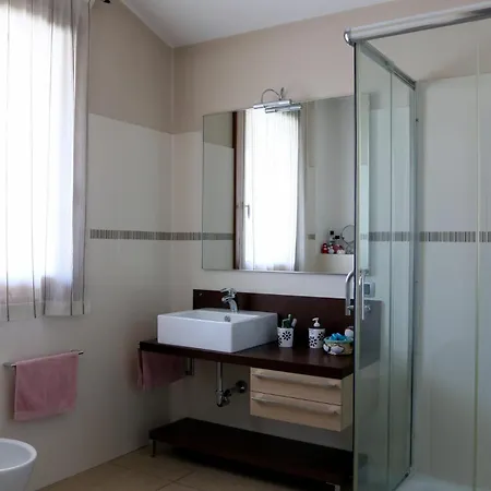 Oasi Bed & Breakfast *